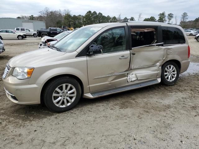 2015 Chrysler Town & Country Limited Platinum