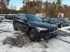 2020 Volvo XC90 T6 Momentum