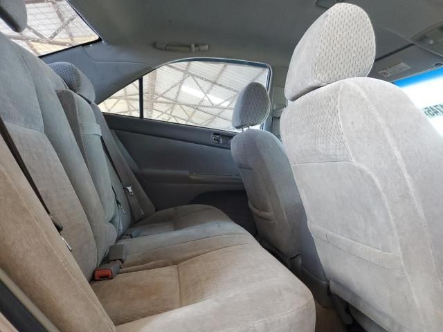 2002 Toyota Camry LE