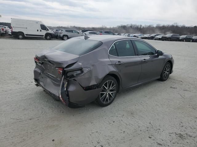 2022 Toyota Camry XLE