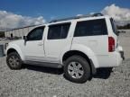 2005 Nissan Pathfinder LE