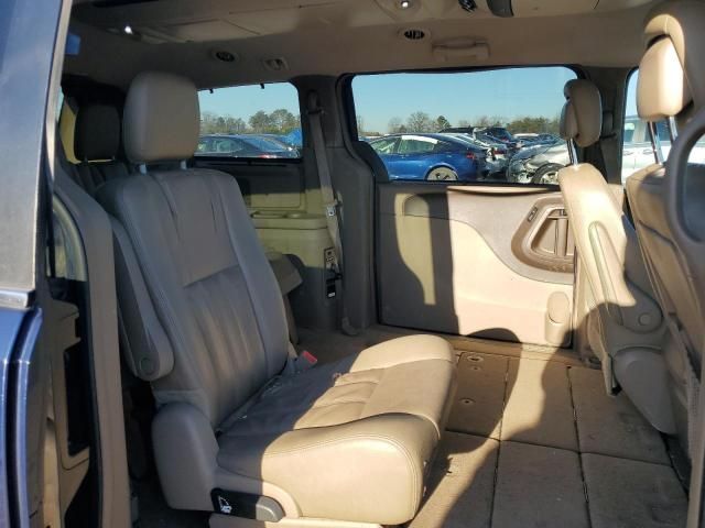 2015 Chrysler Town & Country Touring