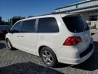 2009 Volkswagen Routan SE