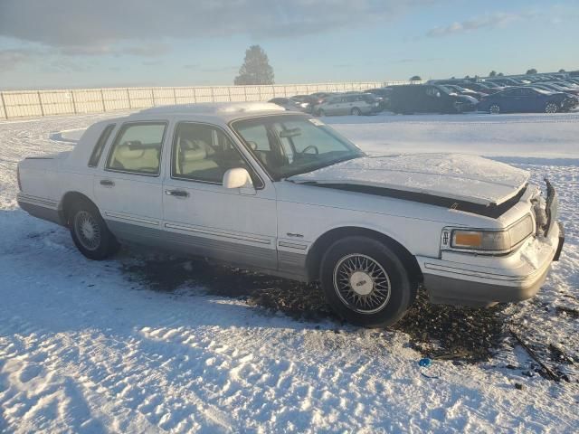 1997 Lincoln Town Car Signature