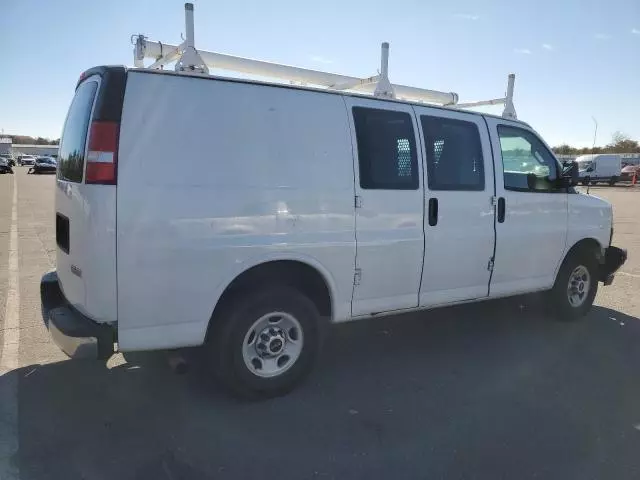 2017 GMC Savana G2500