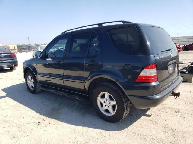 2000 Mercedes-Benz ML 320