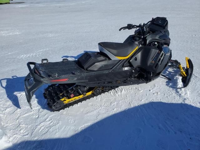 2024 Skidoo 2024 Skidoo Renegade