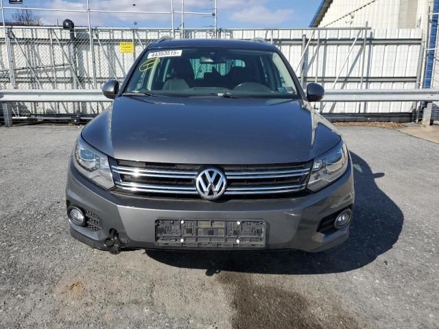 2016 Volkswagen Tiguan S