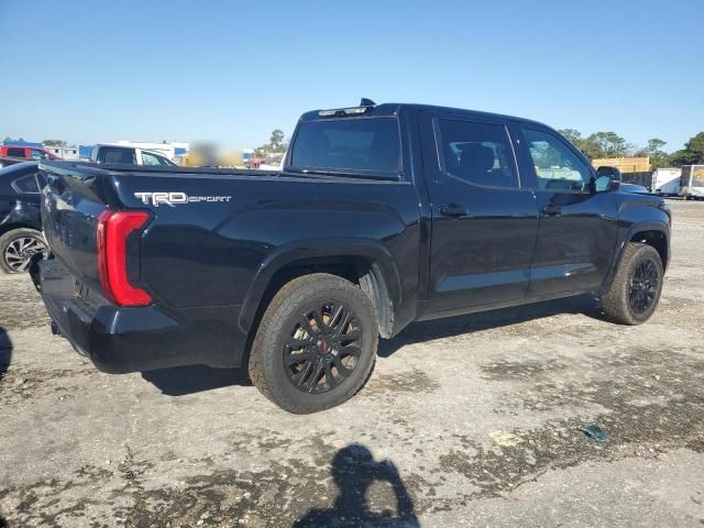 2022 Toyota Tundra Crewmax SR