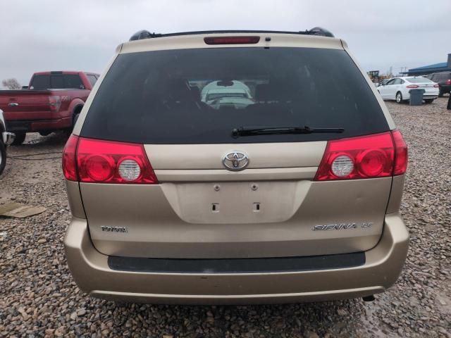 2006 Toyota Sienna CE