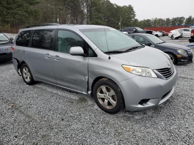 2013 Toyota Sienna LE