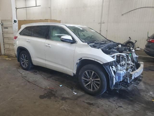 2018 Toyota Highlander SE