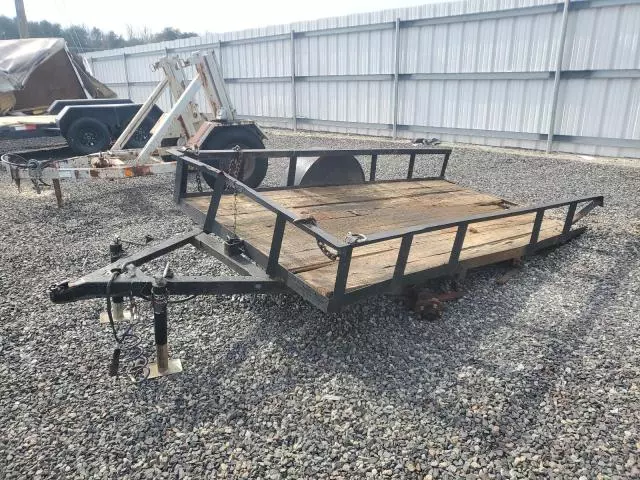 1995 Utility 2000 Utility Trailer