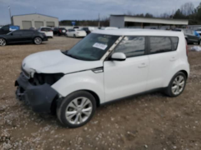 2015 KIA Soul +