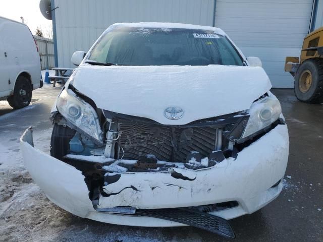 2011 Toyota Sienna LE