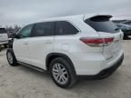 2016 Toyota Highlander LE