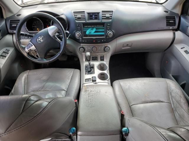 2011 Toyota Highlander Base