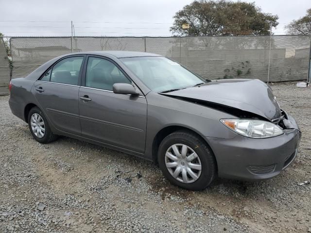 2005 Toyota Camry LE