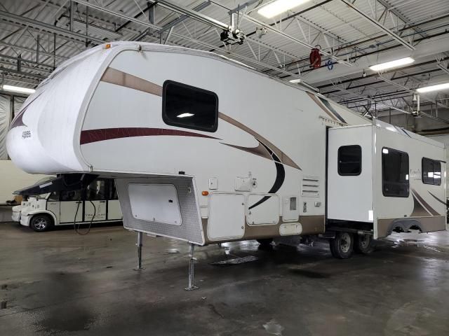 2006 Keystone Challenger Laredo