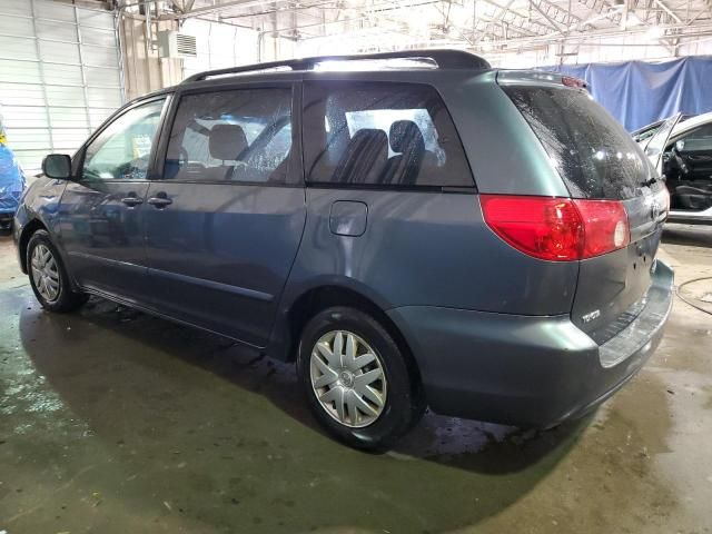 2009 Toyota Sienna CE