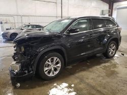 Salvage cars for sale at Avon, MN auction: 2015 Toyota Highlander XLE