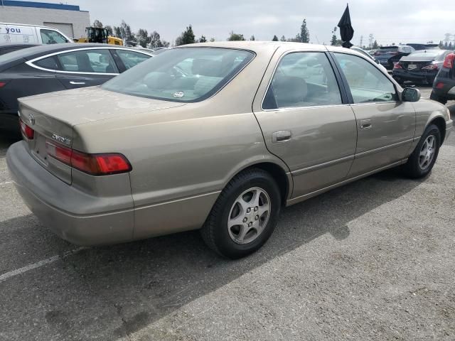 1999 Toyota Camry LE