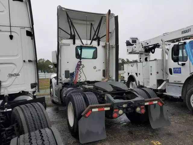 2015 Peterbilt 579