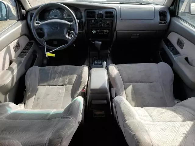 2002 Toyota 4runner SR5