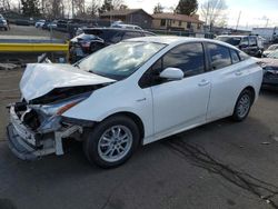 Carros salvage sin ofertas aún a la venta en subasta: 2016 Toyota Prius