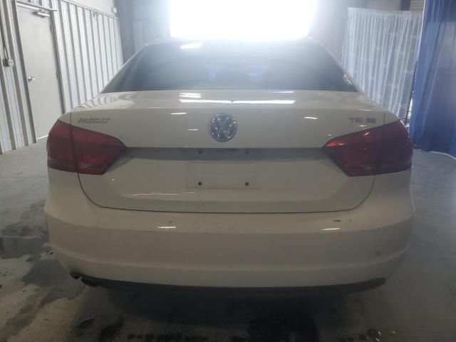 2014 Volkswagen Passat SE