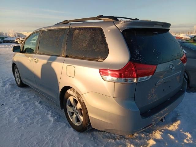 2011 Toyota Sienna LE