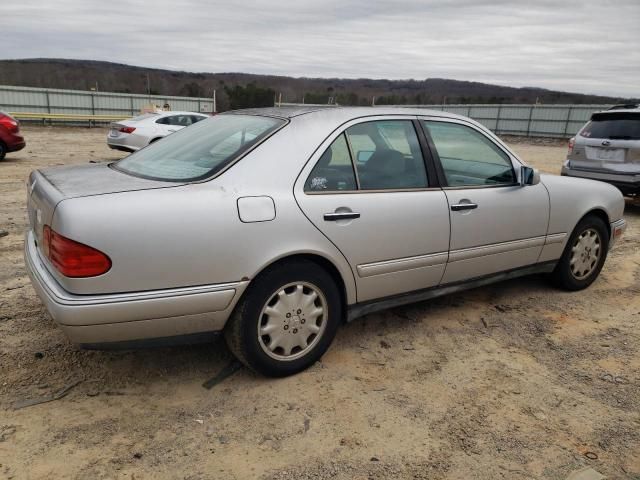 1999 Mercedes-Benz E 320