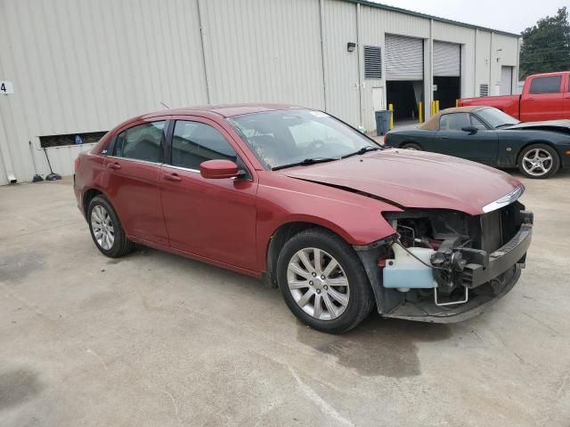 2013 Chrysler 200 Touring