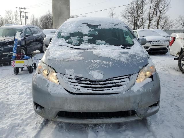 2011 Toyota Sienna LE