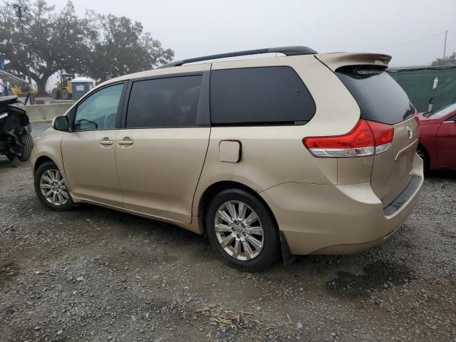 2011 Toyota Sienna LE