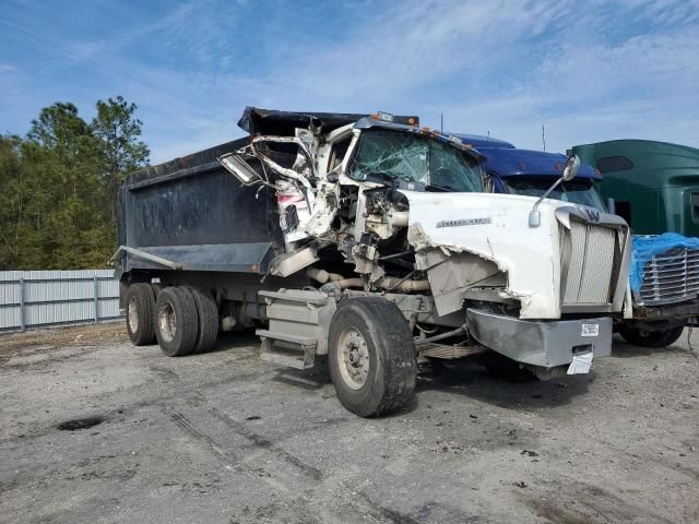 2014 Western Star Conventional 4900SA