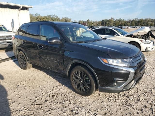 2019 Mitsubishi Outlander SE