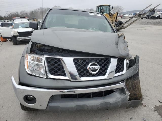 2005 Nissan Frontier Crew Cab LE