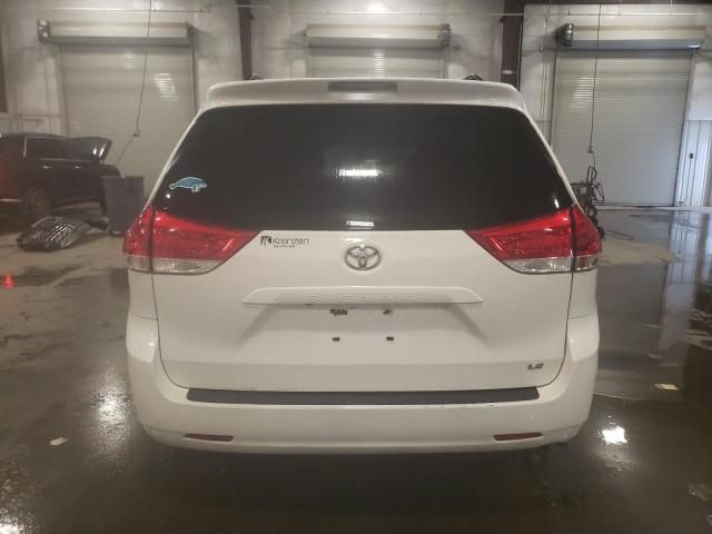 2011 Toyota Sienna LE