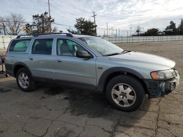 2004 Volvo XC70