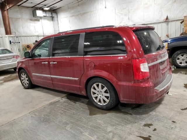 2011 Chrysler Town & Country Touring L