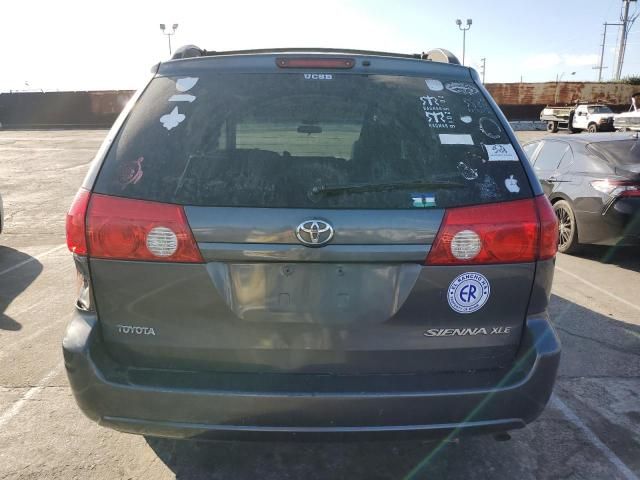 2006 Toyota Sienna XLE