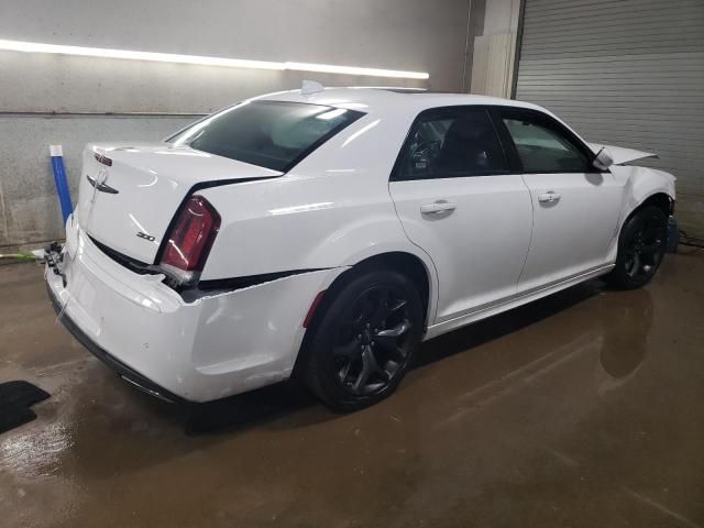 2022 Chrysler 300 Touring L