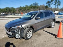 Salvage cars for sale at Greenwell Springs, LA auction: 2016 Jeep Cherokee Latitude