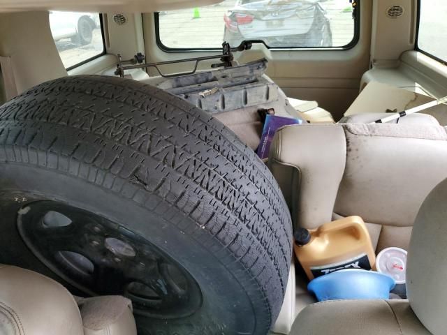 2004 Chevrolet Tahoe C1500