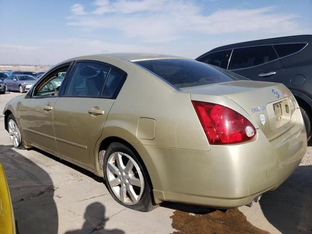 2004 Nissan Maxima SE