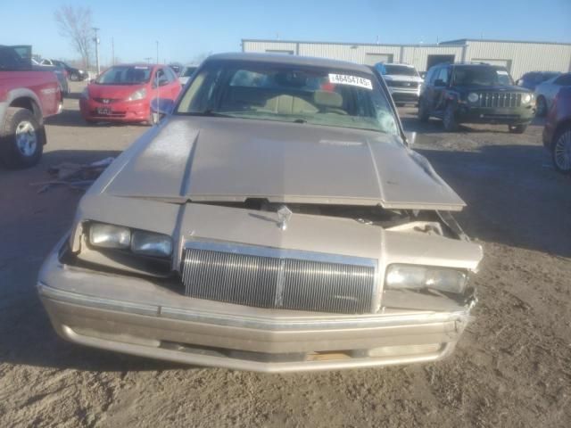 1992 Chrysler New Yorker C-BODY Salon