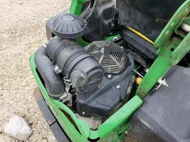 2024 John Deere Lawnmower