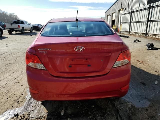 2013 Hyundai Accent GLS