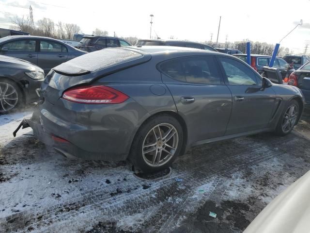 2014 Porsche Panamera 2